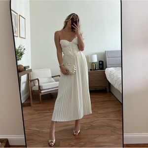 AMORATA dress House od CB | size S | IVORY PLEATED MAXI DRESS